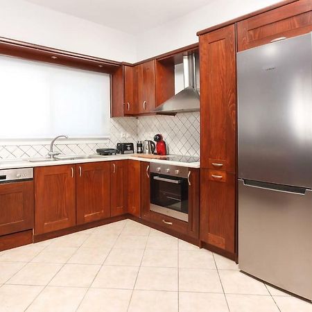 Charming And Comfy House Apartment Agia Marina  ภายนอก รูปภาพ