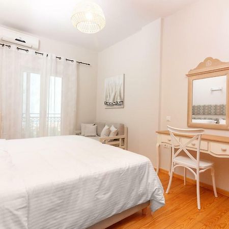 Charming And Comfy House Apartment Agia Marina  ภายนอก รูปภาพ