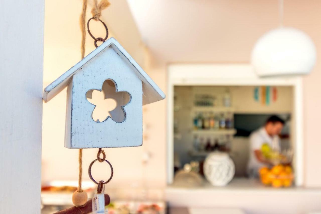 Charming And Comfy House Apartment Agia Marina  ภายนอก รูปภาพ